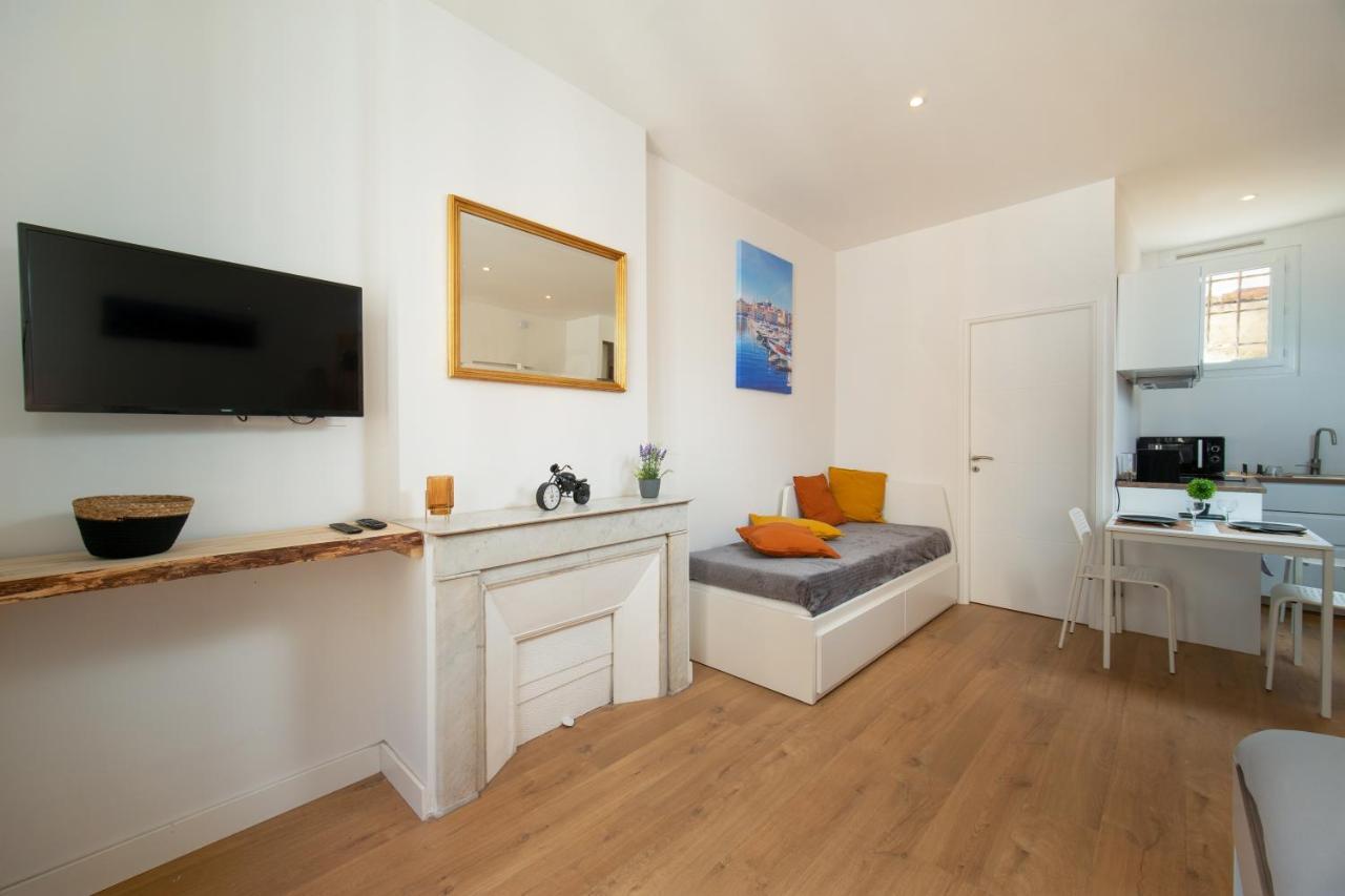 Apartment In The Heart Of Marseille Vieux Port Exterior photo